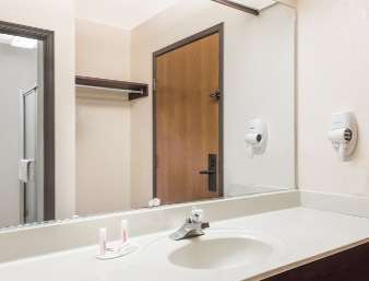 Howard Johnson Inn Nicholasville/Lexington Pokoj fotografie